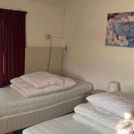 Bed and Breakfast Gasterij De Brabander Someren Esterno foto
